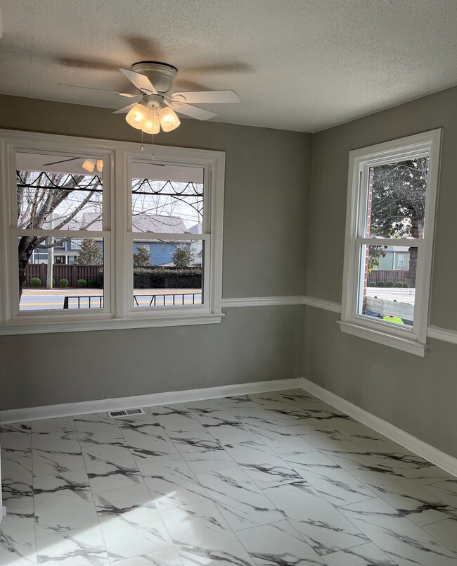 Foto del edificio - 310 Hammett Bridge Rd