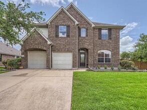 Building Photo - 2601 Sixpence Ln