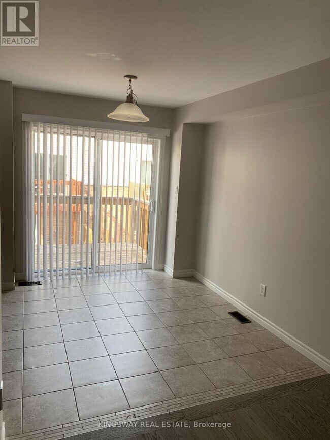 Building Photo - 16 Kenridge Terr