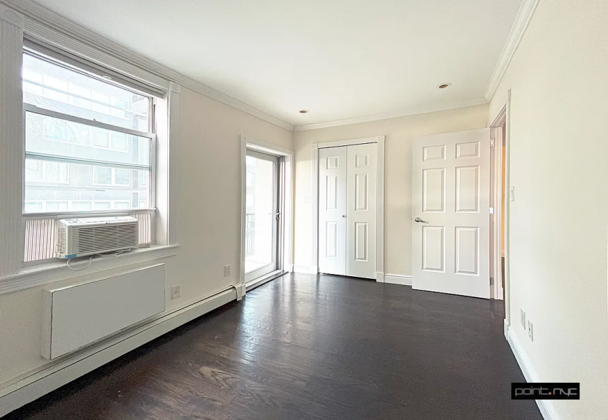 Foto principal - 3 bedroom in nyc NY 10011