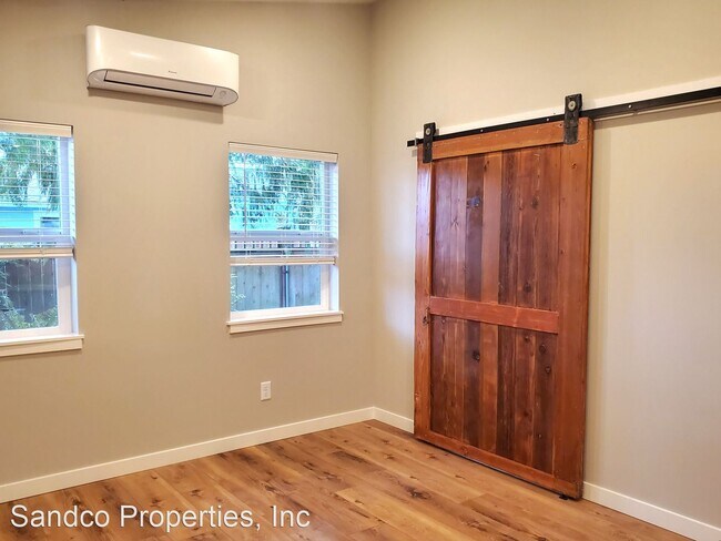 Building Photo - 1 br, 1 bath House - 2913 North 14th #B