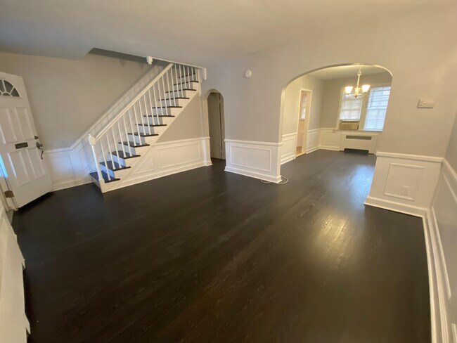 Foto del edificio - 602 Whitmore Ave