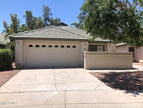 Building Photo - 7539 W Sequoia Dr