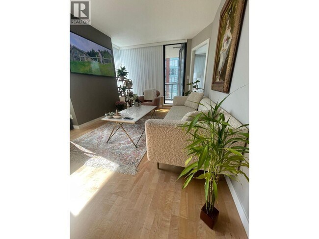 Photo du bâtiment - 928 Homer St