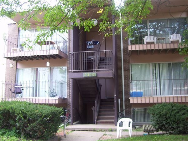 Primary Photo - 2 br, 1 bath Apartment - 1313 S State St