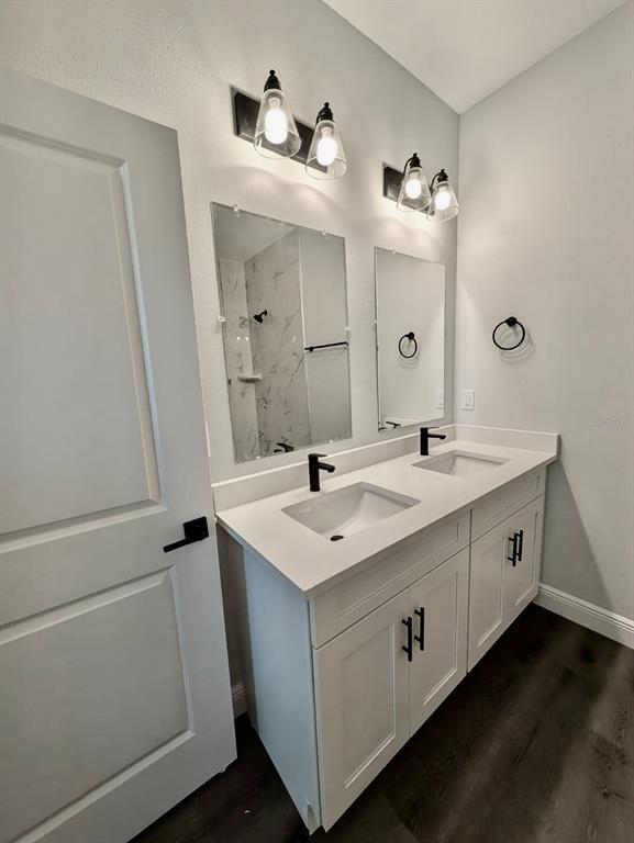 Foto del edificio - 21295 Wynyard Ave