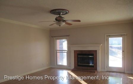 Building Photo - 606 Wildwood Dr