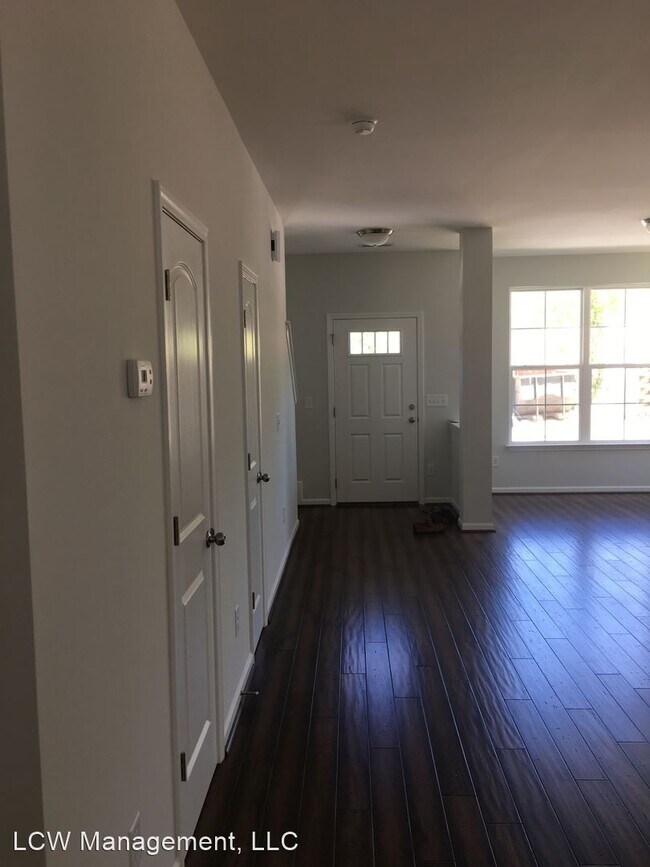 Building Photo - 3 br, 2.5 bath House - 5343 Farm House Trail