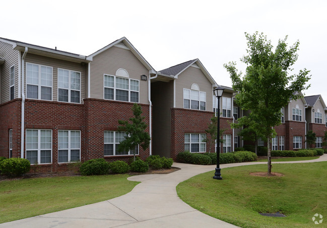 Orchard Springs - Orchard Springs Apartment Homes