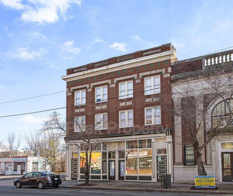 Primary Photo - 1124 Hull St