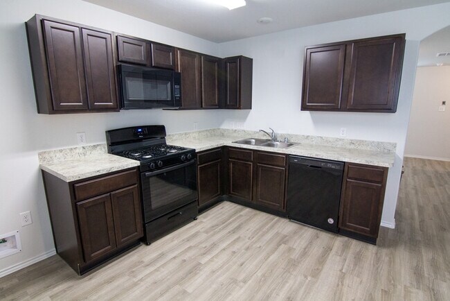 Building Photo - 4814 Giant Sequoia Way