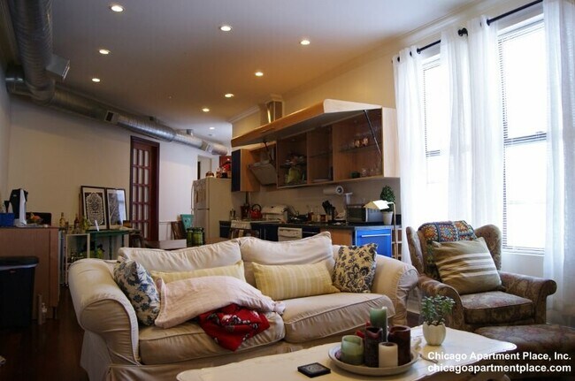 Foto del edificio - 2868 N Lincoln Ave