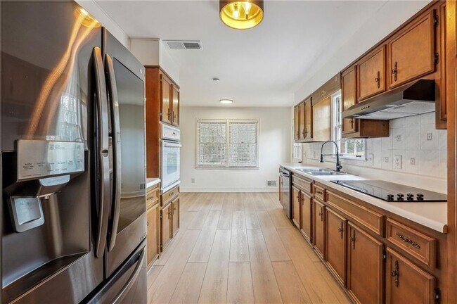 Foto del edificio - 3167 Mountain Creek Dr