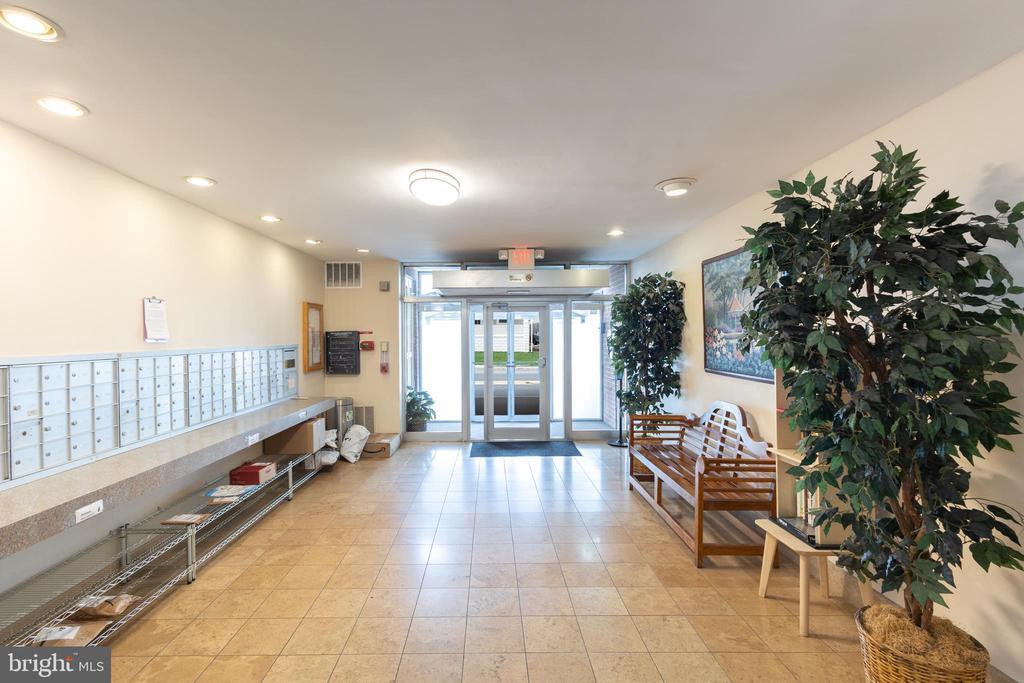 Photo - 1931 N Cleveland St (Arlington, VA)