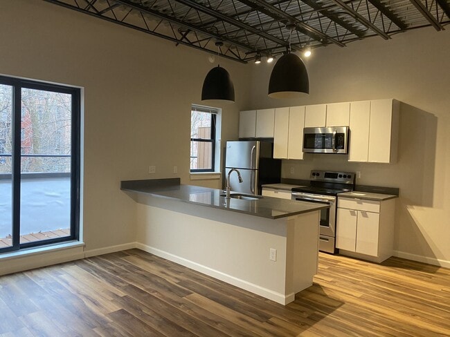 Interior Photo - The Knick