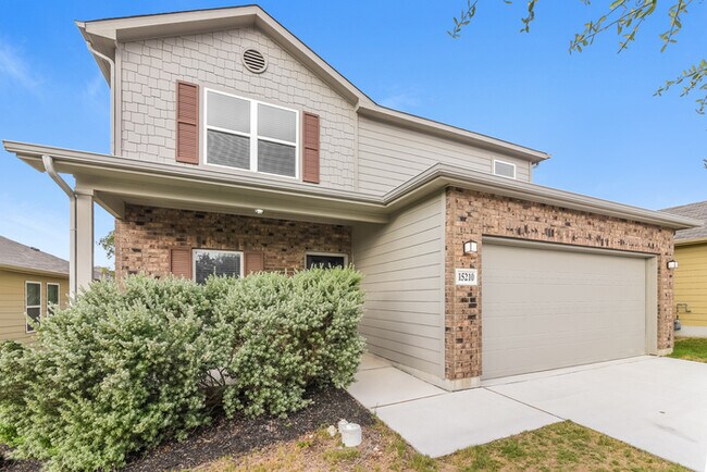 Building Photo - 15210 Pandion Dr