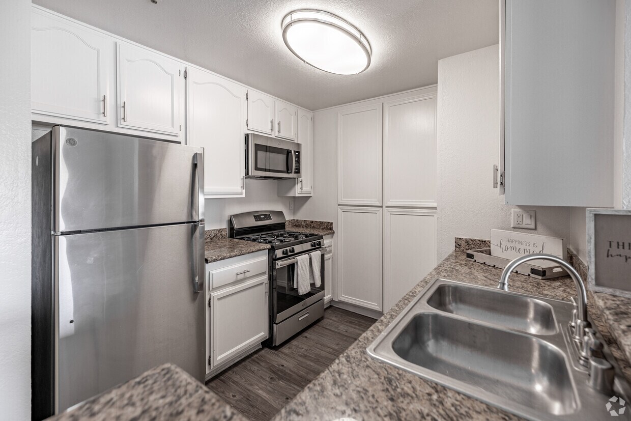 Foto principal - Paramount Terrace Apartments