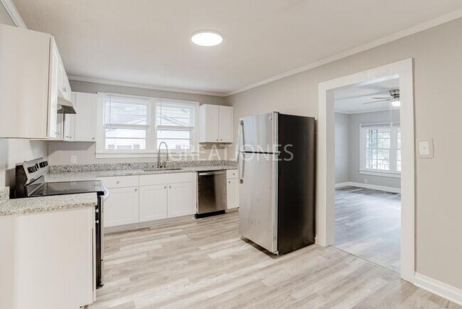 Foto del edificio - Charming 2 bedroom home in Anderson!
