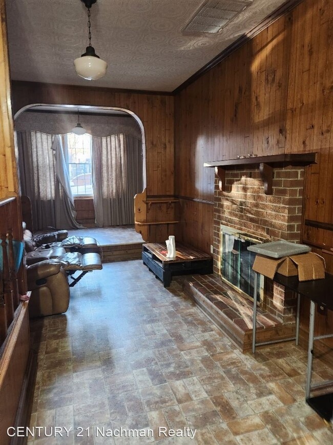 Building Photo - 3 br, 2 bath House - 646 Creasy Avenue