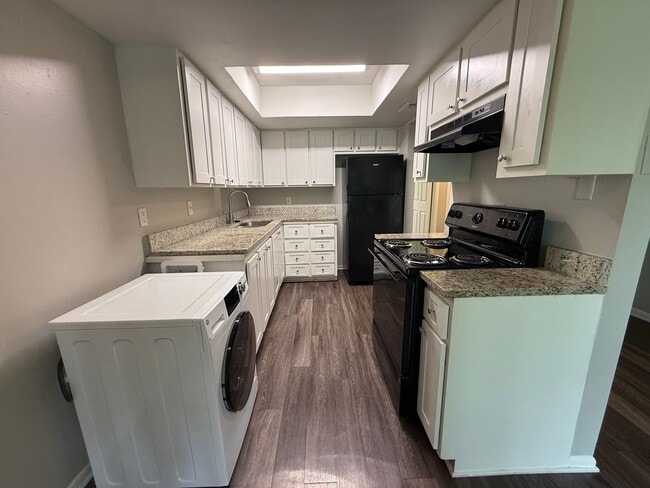 Foto del interior - Uptown Townhomes