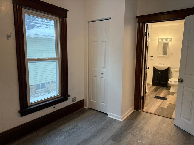 Foto del edificio - 3 Bed/1 Bath - Unit 132Ngor