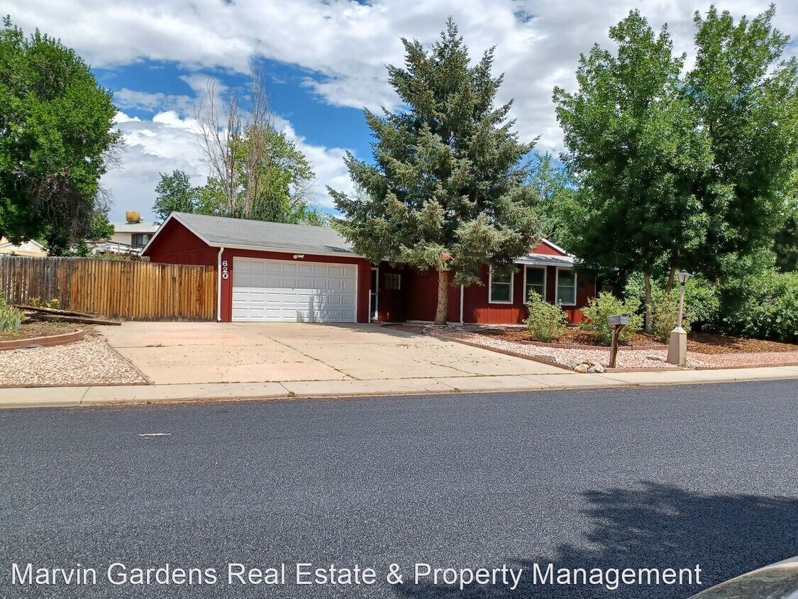 Primary Photo - 2 br, 1 bath House - 620 Independence Dr.