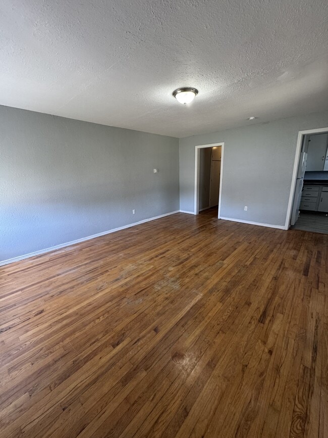 Photo - 6913 NW 36th St House