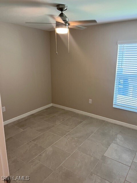 Building Photo - 3898 Treasure Oak Wy