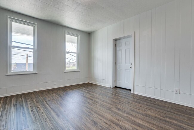 Foto del edificio - 1223 Arlington Ave