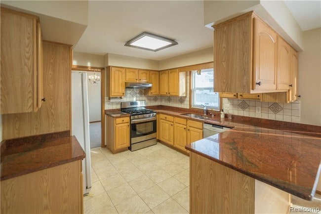 Building Photo - 4908 Pickford Dr