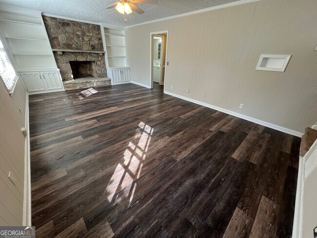 Foto del edificio - 765 Clubhouse Dr SE