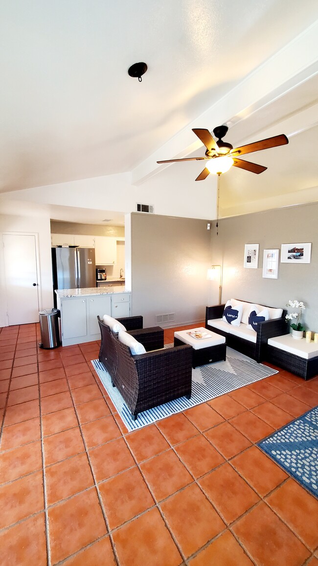 Lounge/Den Area - 3209 W Dengar Ave