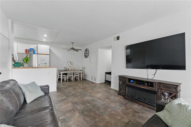 Foto del edificio - 27645 Susan Beth Way