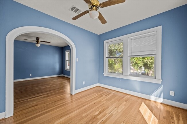 Photo - 1819 Sul Ross St Apartment