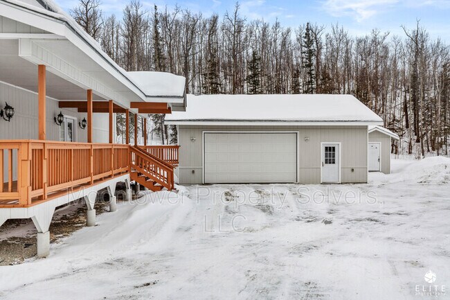 Building Photo - 3751 E Carefree Dr