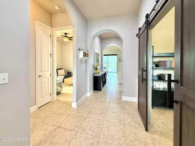 Foto del edificio - 6809 Forkmead Ln