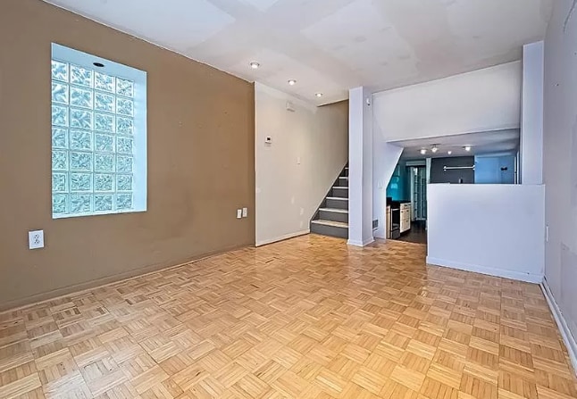 Building Photo - 227 Wilbert St
