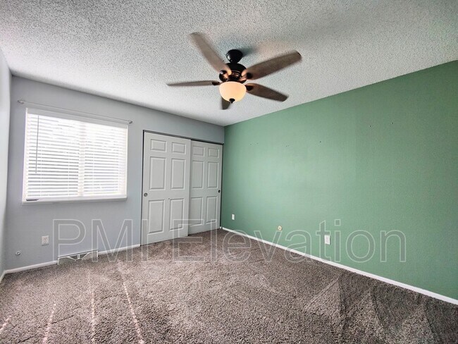 Building Photo - 2696 S Xanadu Way