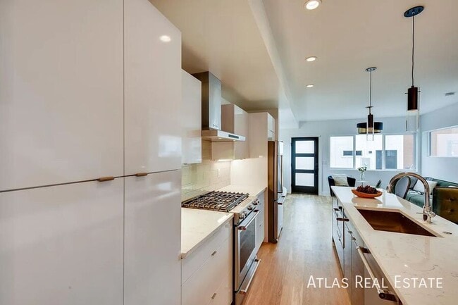 Foto del edificio - 1230 25th St