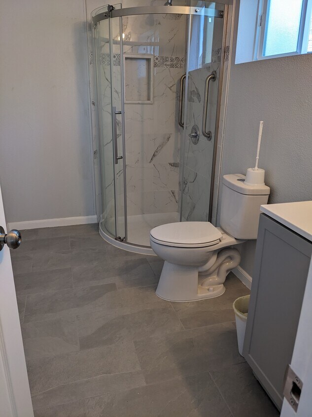 Foto principal - 768 Easton Ave