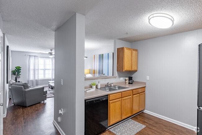 3BR, 3BA - 1256SF (Classic Furnished) - The Deryn Apartments