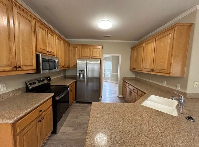 Foto del edificio - 4390 Beacon Hill Dr SW