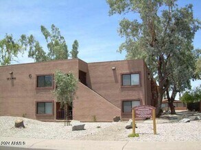 Building Photo - 330 S Beck Ave