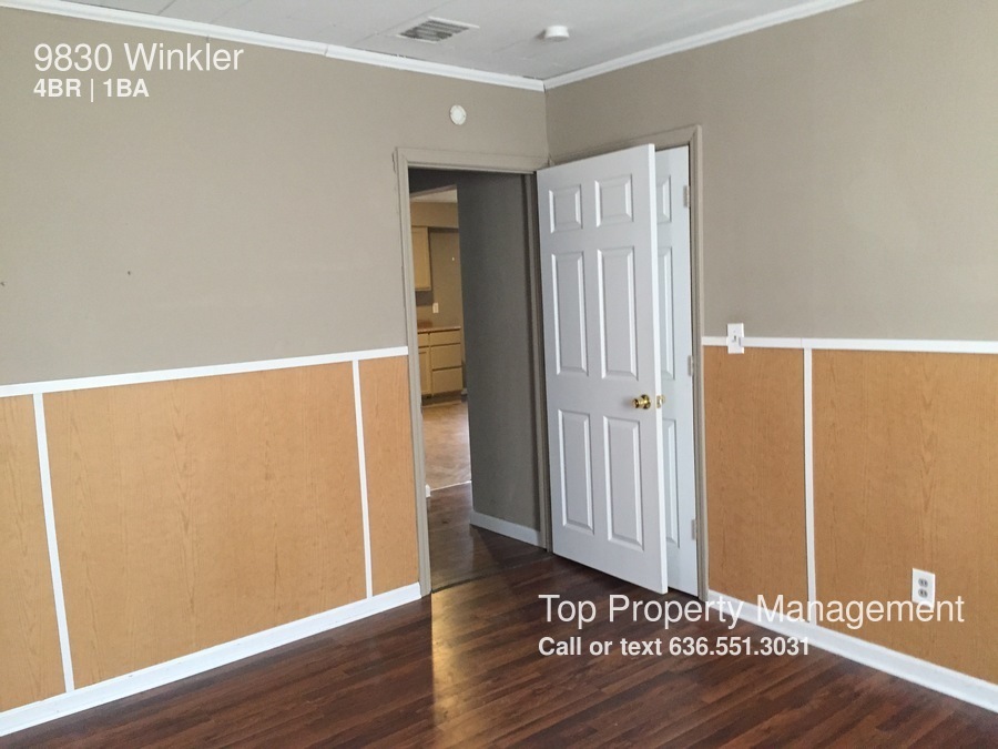 Primary Photo - 9830 Winkler Dr
