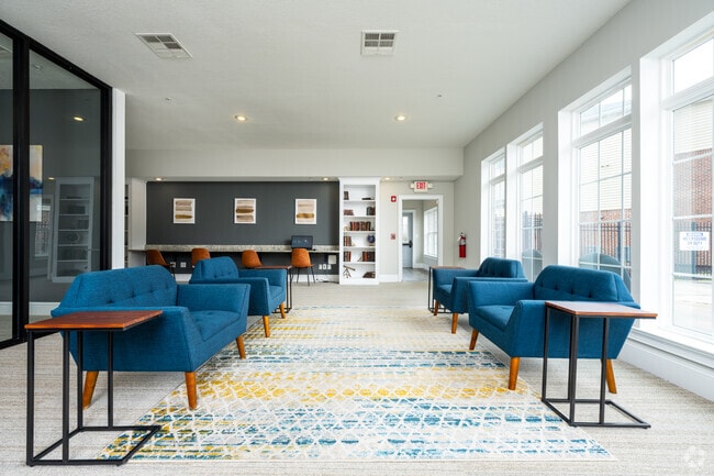 Study Lounge - The Grand at Shoaff Park