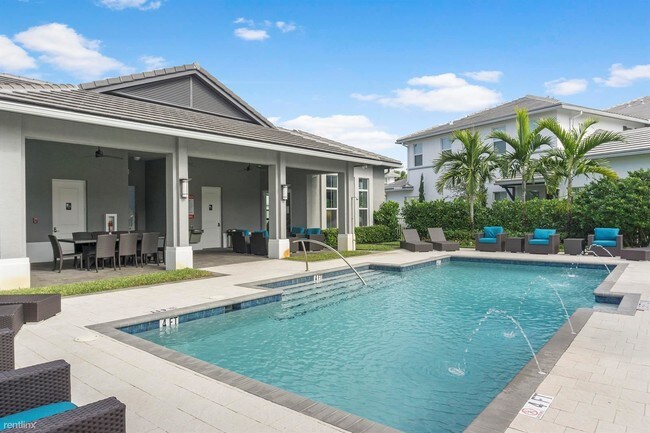 Building Photo - 23009 Clear Echo Dr