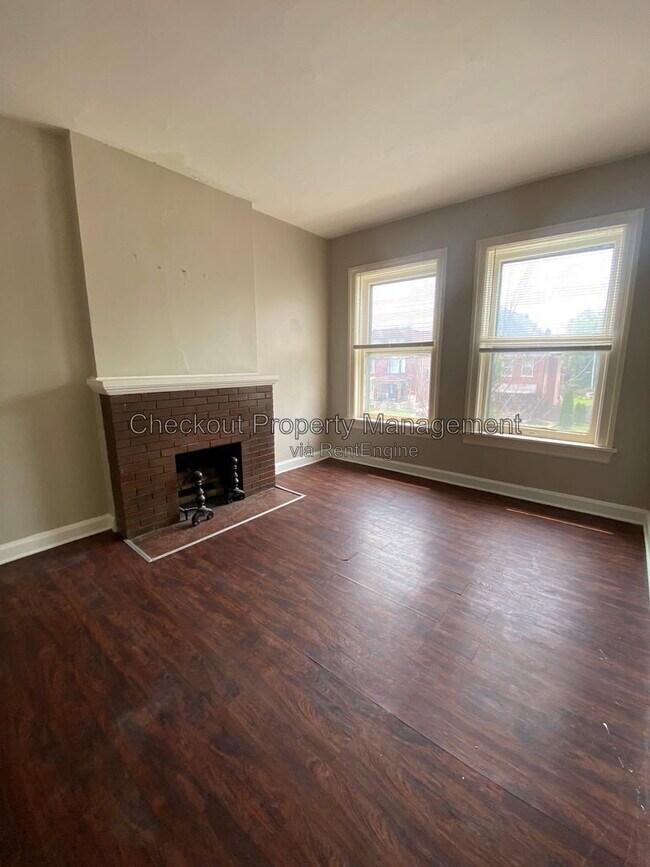 Foto del edificio - 5967 Cates Ave