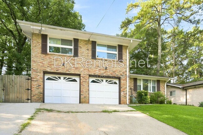 Building Photo - 2494 Glenrock Dr