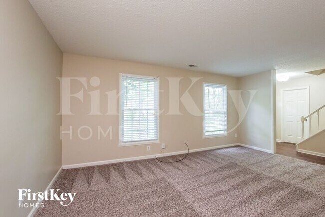 Building Photo - 7225 Rollingridge Drive