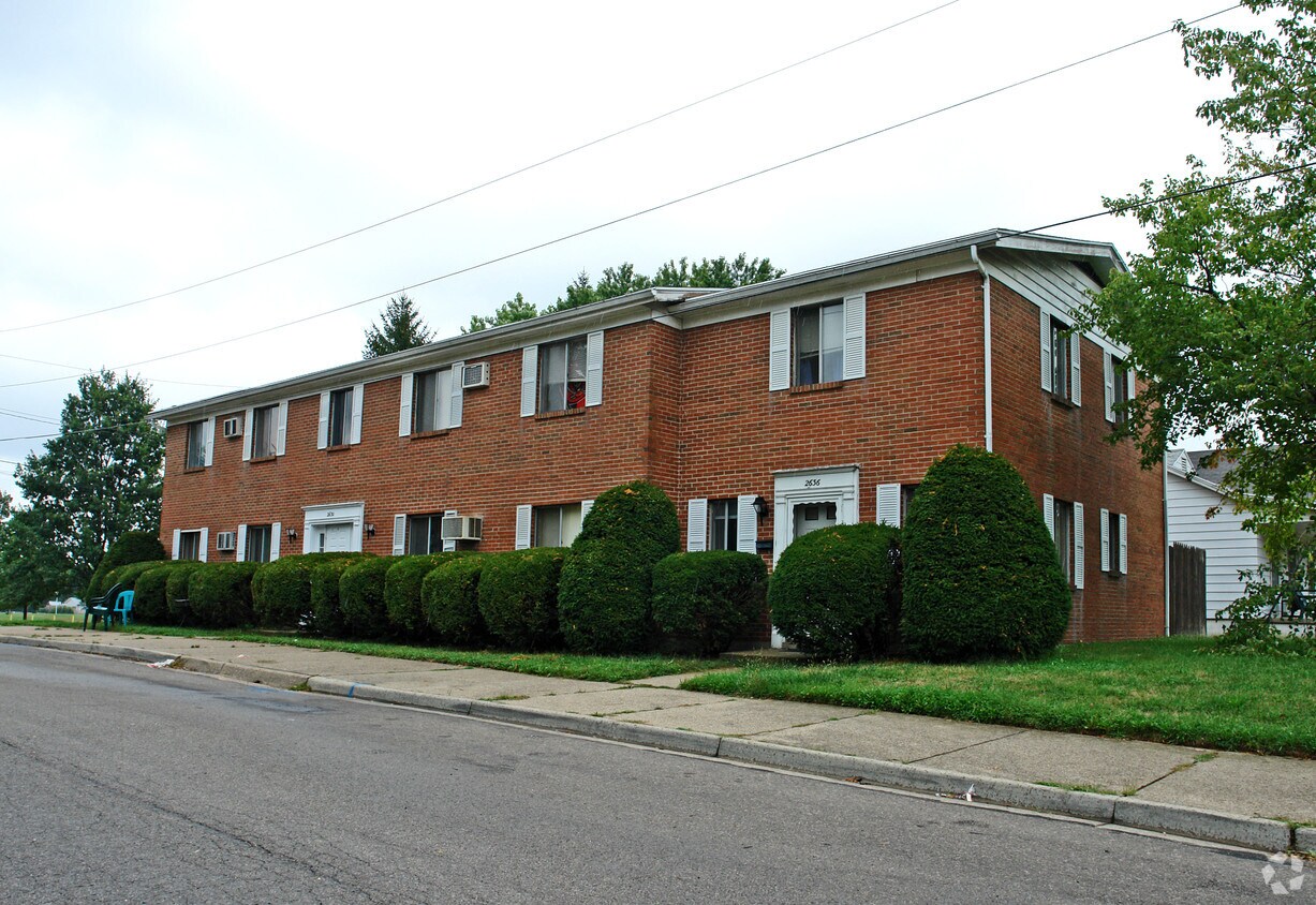 Foto principal - 2630 Enterprise Ave